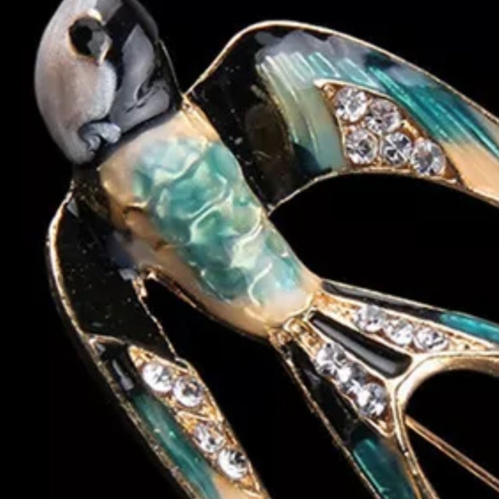 Sparrow Brooch/Pin - Picture 3 of 6